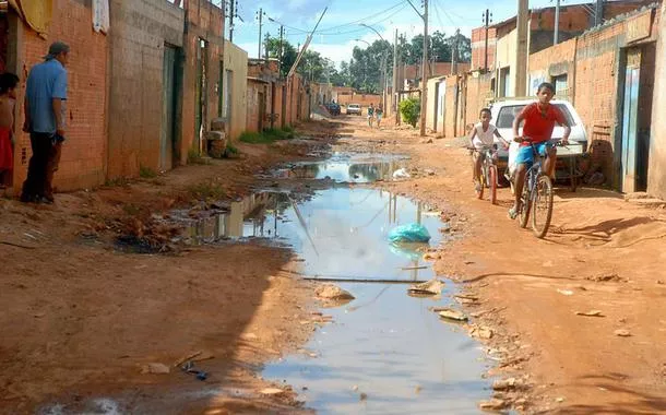 Fortuna dos 1% mais ricos poderia eliminar a pobreza por 22 anos, diz Oxfam