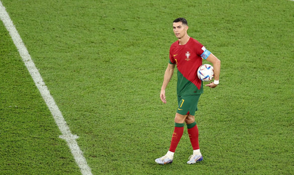 Cristiano Ronaldo é apresentado em clube saudita: “Estou aqui para