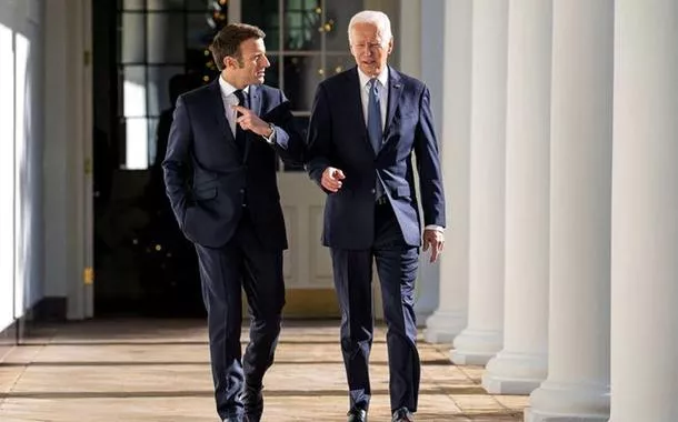 O presidente dos EUA, Joe Biden, e o presidente francês, Emmanuel Macron