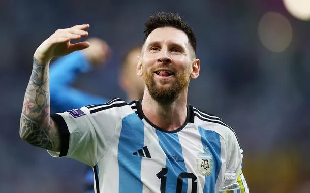 Lionel Messi comemora classificação da Argentina às quartas de final da Copa do Mundo do Catar após vitória sobre a Austrália