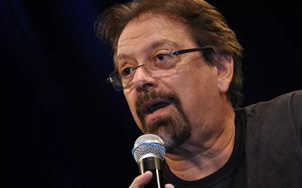 "Ídolos de Tarcísio são Bolsonaro, Ustra e Pinochet, não JK", diz Florestan