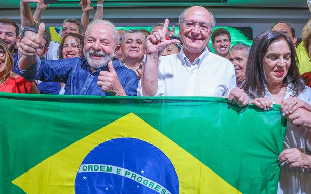 Janja Lula Silva, Luiz Inácio Lula da Silva, Geraldo Alckmin, Lu Alckmin e Dilma Rousseff
