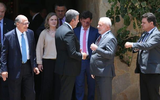 Lula, Geraldo Alckmin e parlamentares do PT se encontram com Arthur Lira