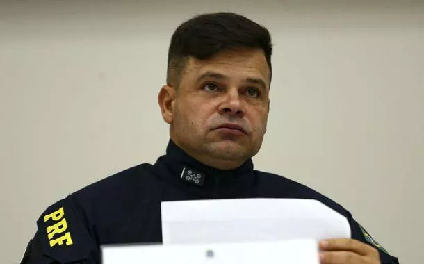 Ex-diretor da PRF no governo Bolsonaro volta a ser interrogado pela PF por suspeita de interferência nas eleições