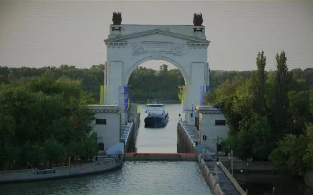 Rússia e Irã estão construindo rota comercial que desafia sanções