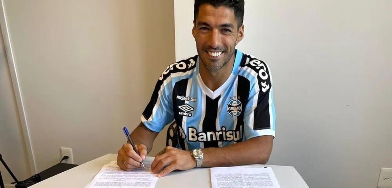 Luis Suárez é novo reforço do Grêmio