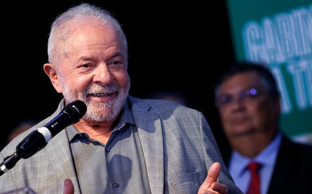 Maioria nas redes sociais credita a Lula, não a Bolsonaro, resgate de brasileiros em Gaza, aponta Quaest