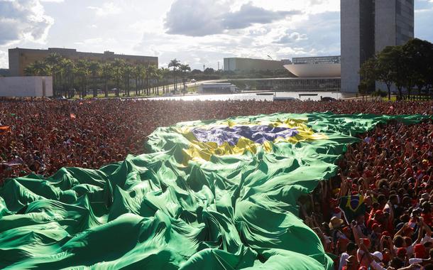 Apoiadores de Lula em frente ao Palácio do Planalto 01/01/2023