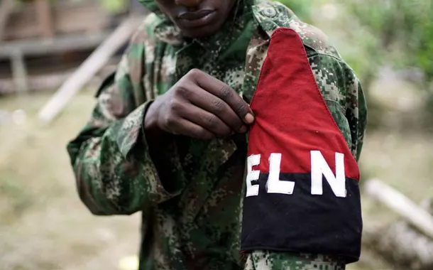 Governo da Colômbia suspende negociações de paz com rebeldes do ELN