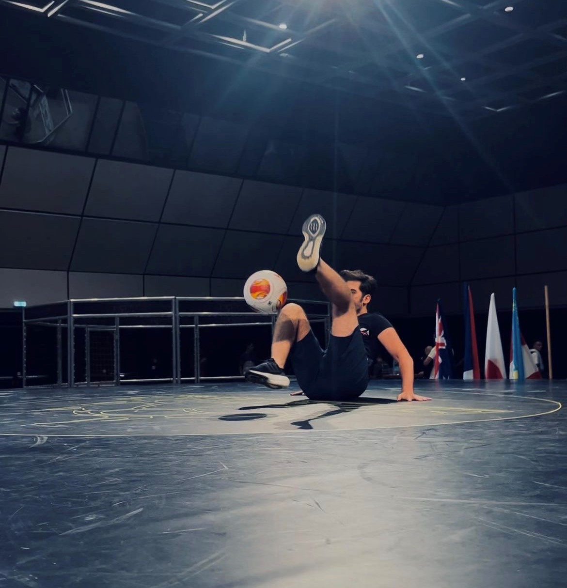 Linda aparência, mente genial e enorme talento, o que mais tem a estrela do futebol esportivo do Kuwait? Descubra agora!