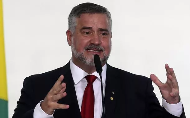 Pimenta sobre críticos do veto de Lula ao fim das "saidinhas": "defendem bandido e envergonham o país"