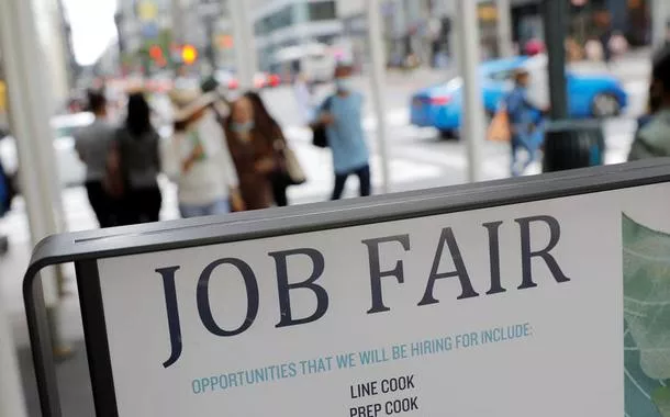 Desemprego nos EUA sobe para 4,3%, maior patamar desde 2021