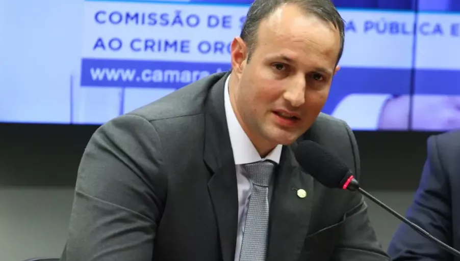 Nome de Derrite ganha força como possível vice em chapa presidencial encabeçada por Flávio Bolsonaro