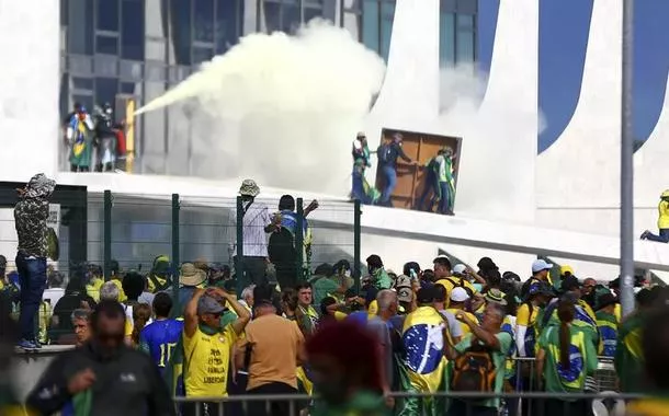 Por que o governo Bolsonaro é considerado nazifascista?