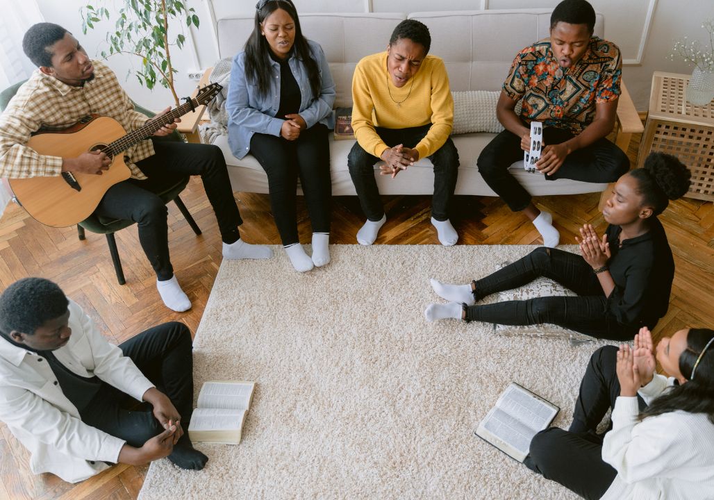 Fazer oração todos os dias pode ajudar a sua vida? Verdade ou Mito?