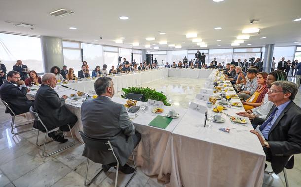 Presidente da República, Luiz Inácio Lula da Silva, durante café da manhã com Mídia Independente e Alternativa. Palácio do Planalto