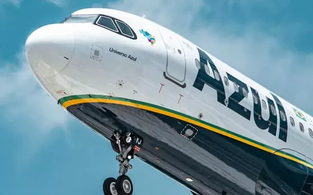 Avião da Azul apresenta falha mecânica e piloto declara emergência: "pan-pan"