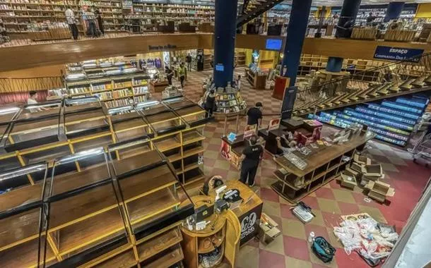 Livraria Cultura reverte falência na justiça e pode reabrir unidades