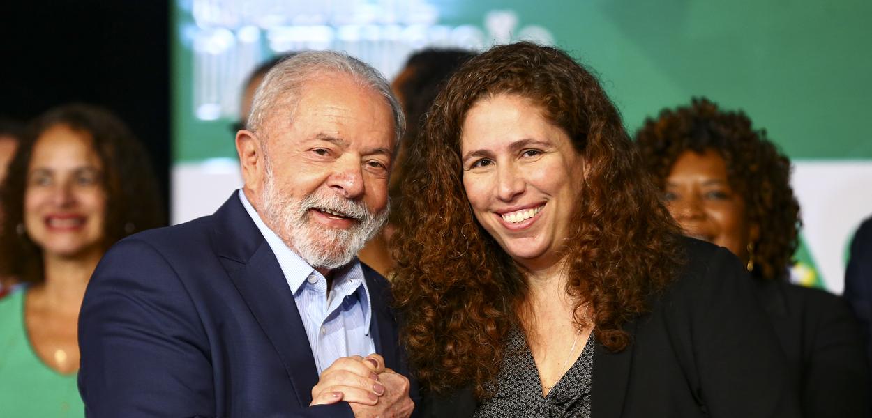 Presidente Luiz Inácio Lula da Silva e a ministra da Gestão, Esther Dweck