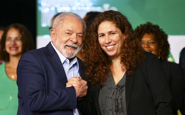 Presidente Luiz Inácio Lula da Silva e a ministra da Gestão, Esther Dweck