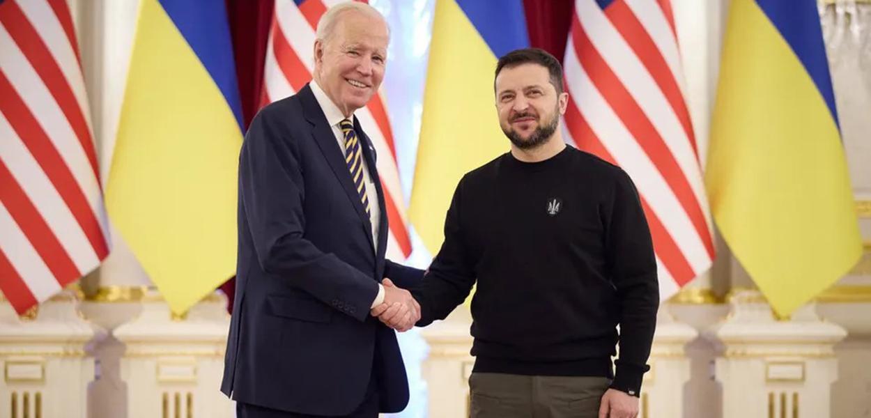 Joe Biden, se encontra com o presidente da Ucrânia, Volodymyr Zelensky