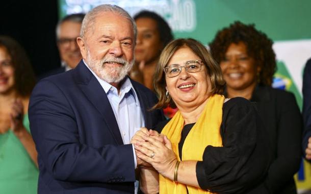 O presidente Lula e a ministra da Mulher, Cida Gonçalves