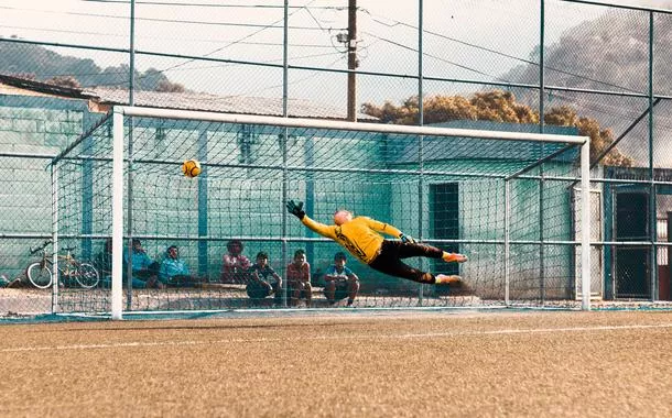Jovens jogadores de futebol: o caminho para o sucesso profissional