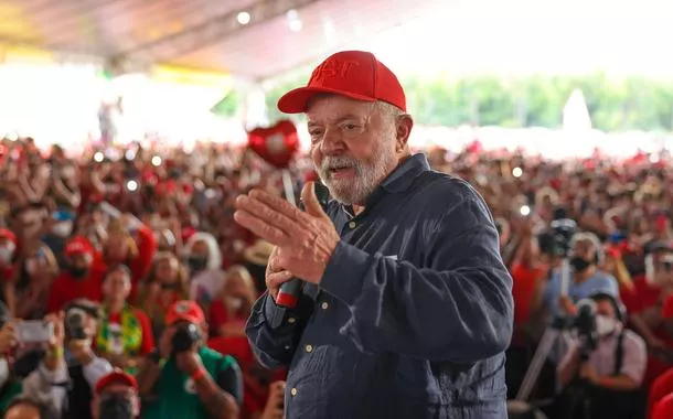 Lula deve visitar assentamento do MST em São Paulo alvo de ataque criminoso