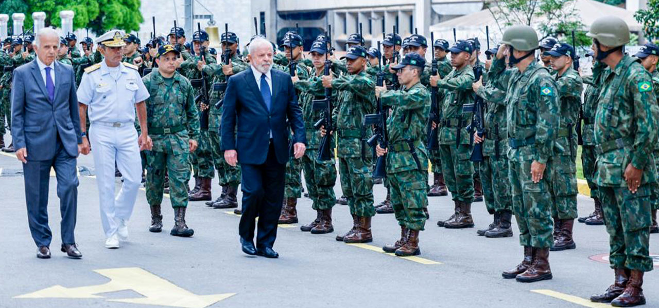 Mudança de postura do Comando do Exército já dura 20 dias. Força