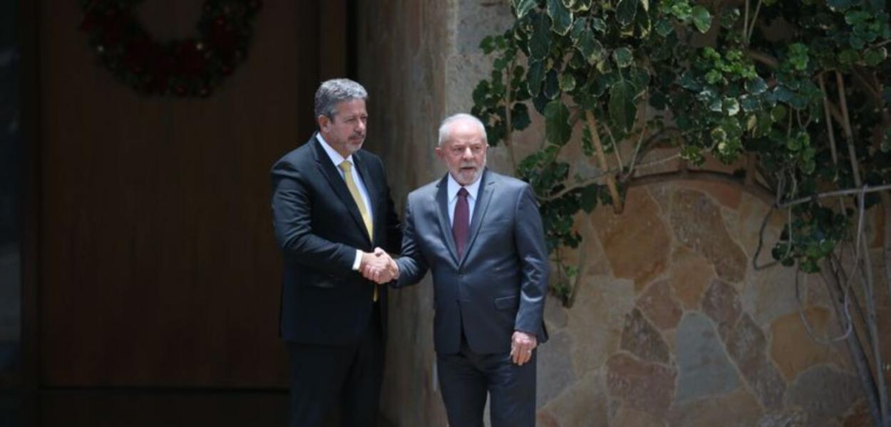 Arthur Lira, presidente da Câmara, e Lula, presidente da República