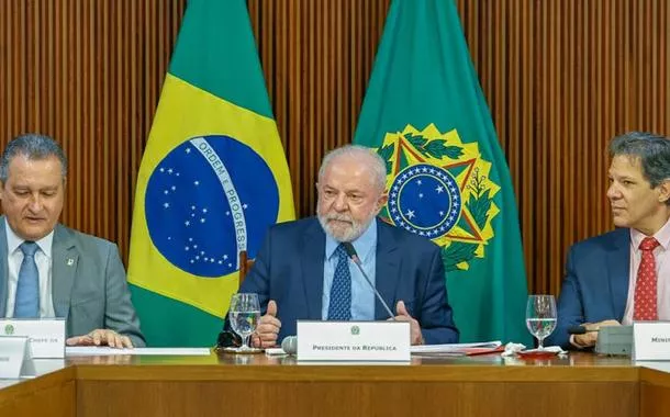 Lula não pensa em substituir Rui Costa, mas quer Haddad empoderado