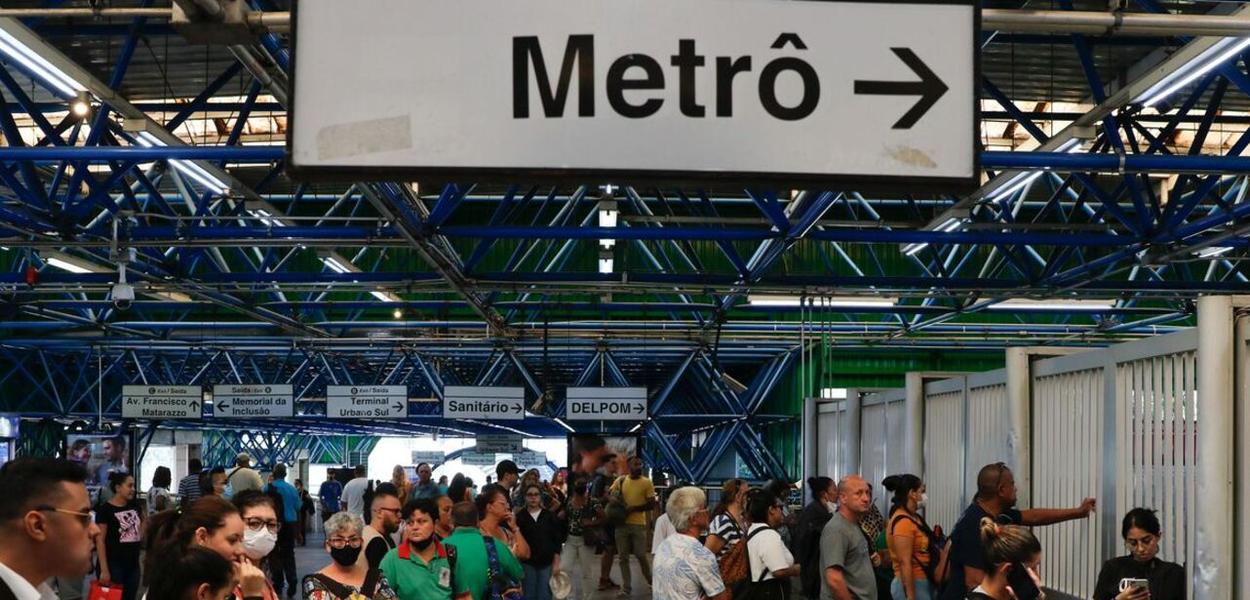 Metroviários de São Paulo entram no segundo dia de greve