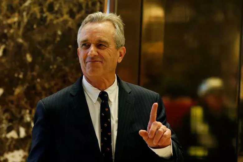 “Nossos inimigos não são a Rússia e a China, mas sim aqueles que perpetuam guerras e mataram meu pai e meu tio", diz Kennedy Jr.