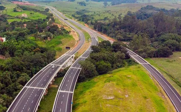 Governo prepara pacote de concessões de rodovias para 2025, com contratos "enxutos" para atrair o setor privado