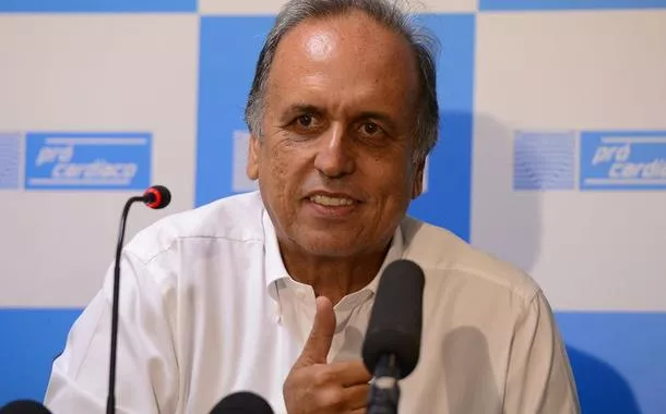 "Vou buscar reparação por tudo o que sofri", diz Pezão