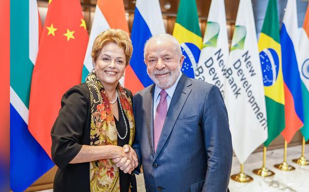 Dilma Rousseff e Luiz Inácio Lula da Silva durante a posse de Dilma na presidência do Novo Banco de Desenvolvimento (NDB), o banco dos Brics - 13.04.2023