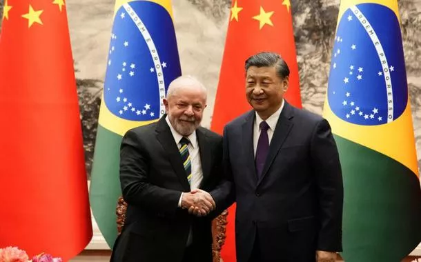 Lula diz que prepara proposta para discutir com a China a adesão do Brasil à Rota da Seda