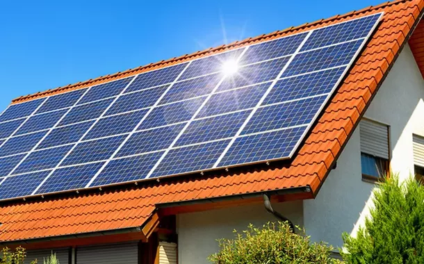 Departamento de Comércio dos EUA anuncia sobretaxas sobre painéis solares que chegam a 3.403%