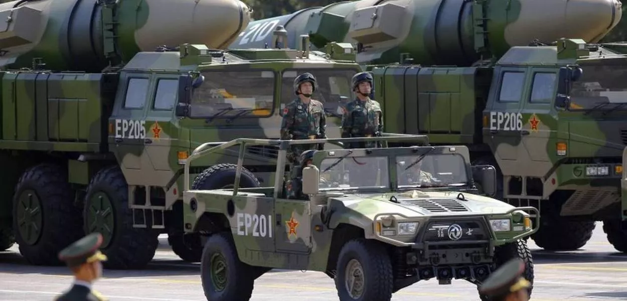 Militares