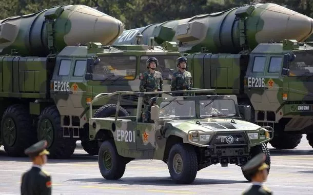 Militares