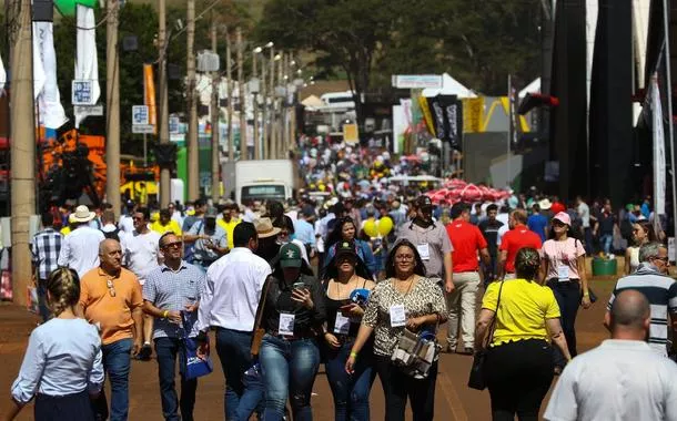 Ministros de Lula e aliados de Bolsonaro participam da Agrishow em dias diferentes para evitar saia justa