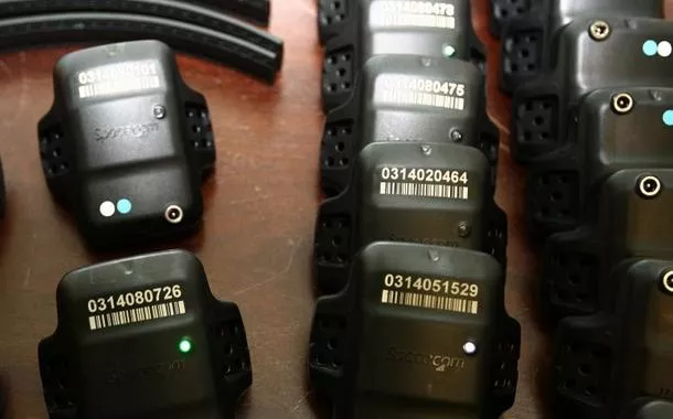 Golpistas do 8 de janeiro removem tornozeleiras eletrônicas após STF impor medidas cautelares a Bolsonaro