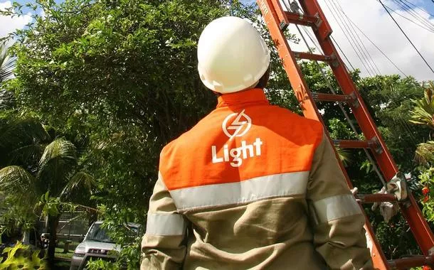 Light blinda rede elétrica para reduzir perda de energia no RJ