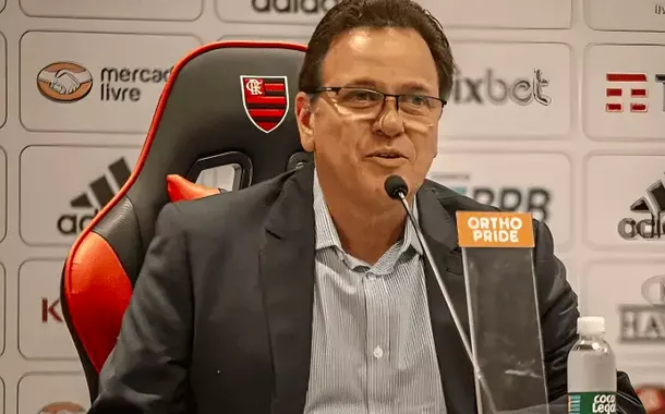 Vice do Flamengo é acusado de criar perfil fake no Twitter para defender gestão do bolsonarista Landim