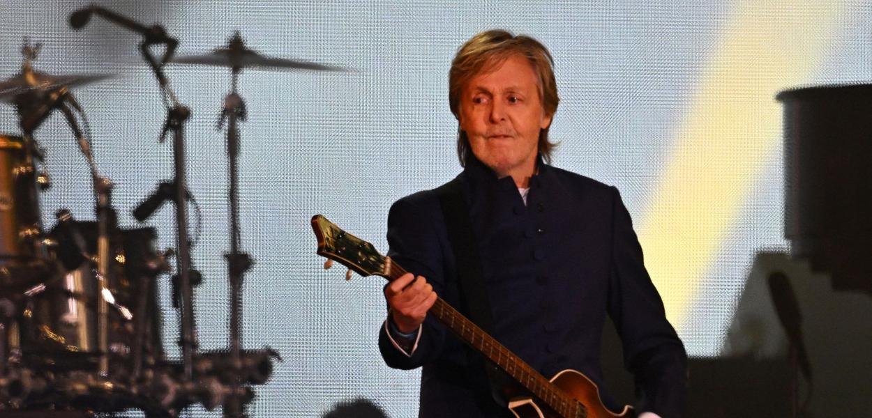 Paul McCartney becomes the UK's first billionaire musician