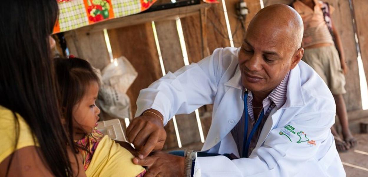 Ministério da Saúde abre mais de 3 mil vagas no Mais Médicos para reforçar atendimento básico no SUS