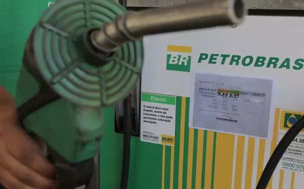 Petrobras aumenta o preço da gasolina e do gásmadueke fifa 23cozinha