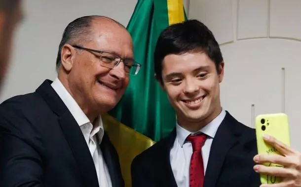 Alckmin para influenciador goiano: "gostei das propostas em defesa dos direitos das pessoas com deficiência"