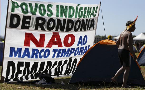 Povos indígenas de diversas etnias montam acampamento em Brasília para mobilização contra o Marco Temporal