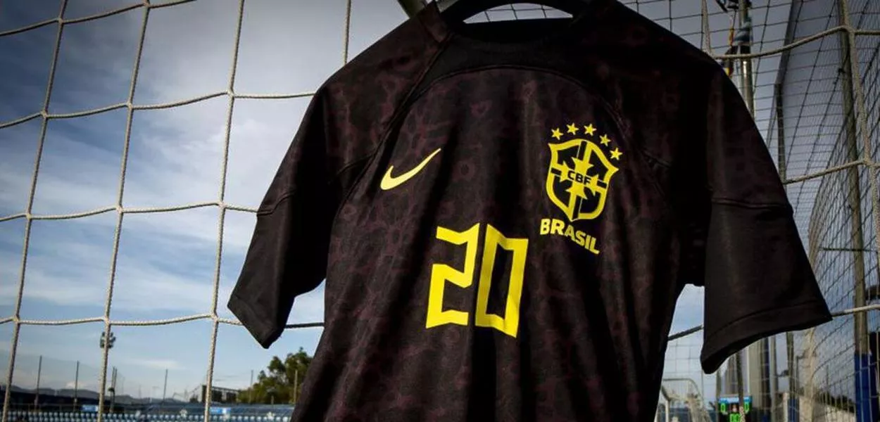 Justiça condena craque campeão da Copa de 1994 à prisão